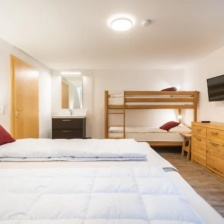 Chalet Barney S